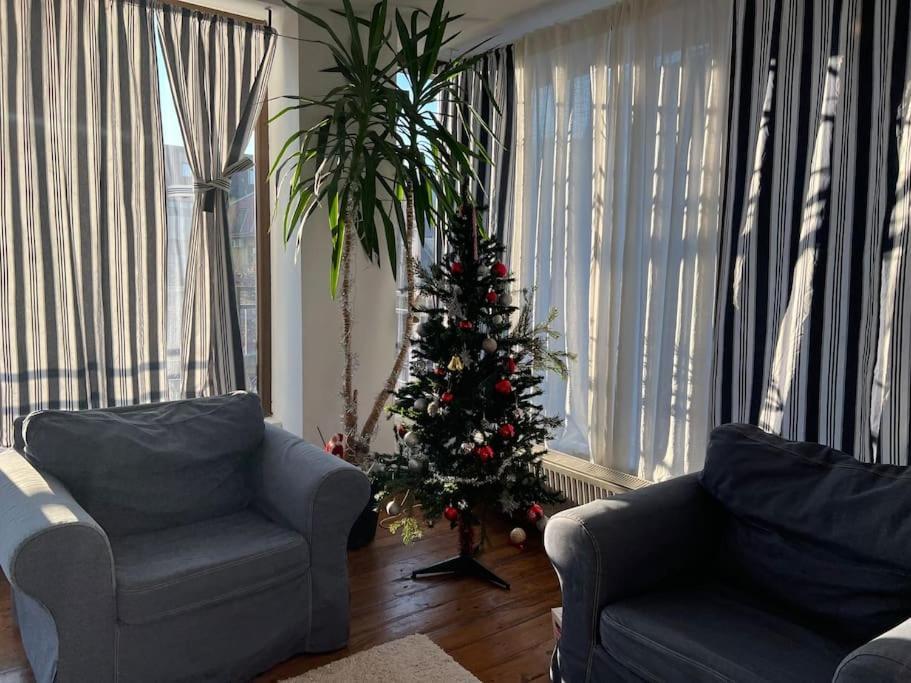 Lovely Apartment In Villa In Бухарест Экстерьер фото