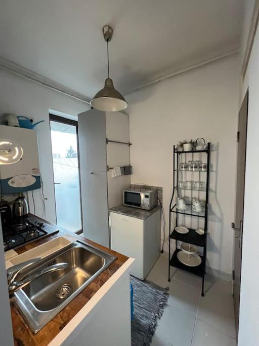 Lovely Apartment In Villa In Бухарест Экстерьер фото