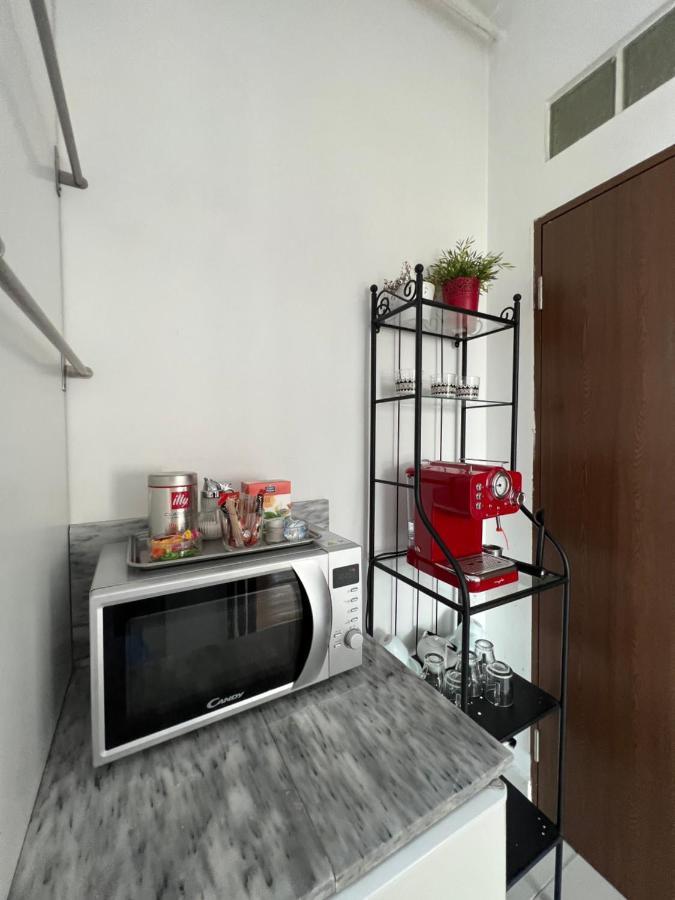 Lovely Apartment In Villa In Бухарест Экстерьер фото
